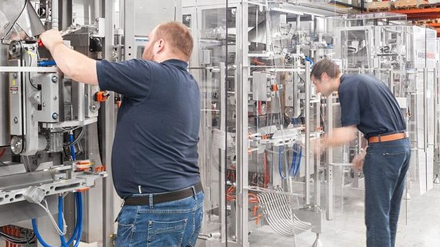 Kontrola stroja a prebratie u dodávateľa
